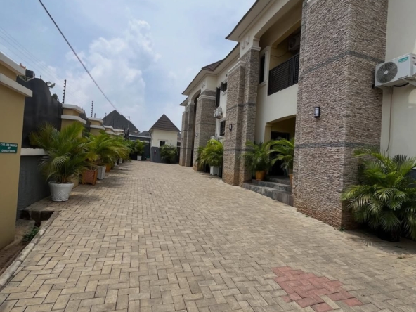 15 room hotel for sale in Apo Resettlement, Abuja