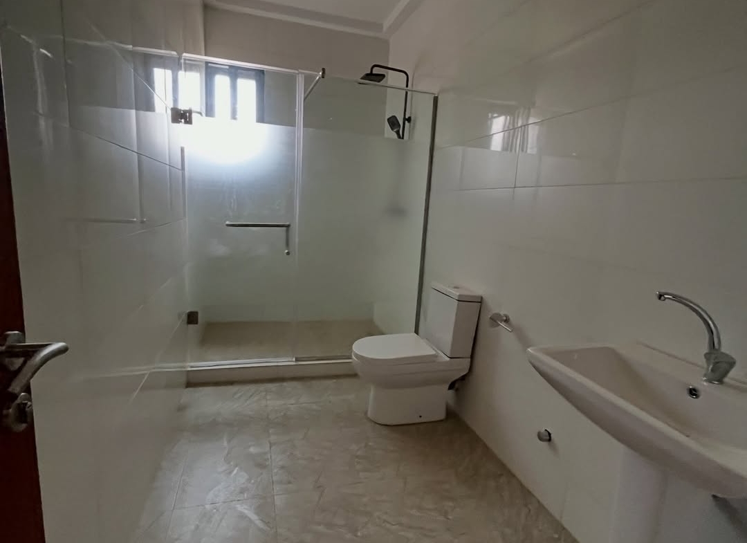 4 bedroom semi-detached duplex for sale in Guzape, Abuja