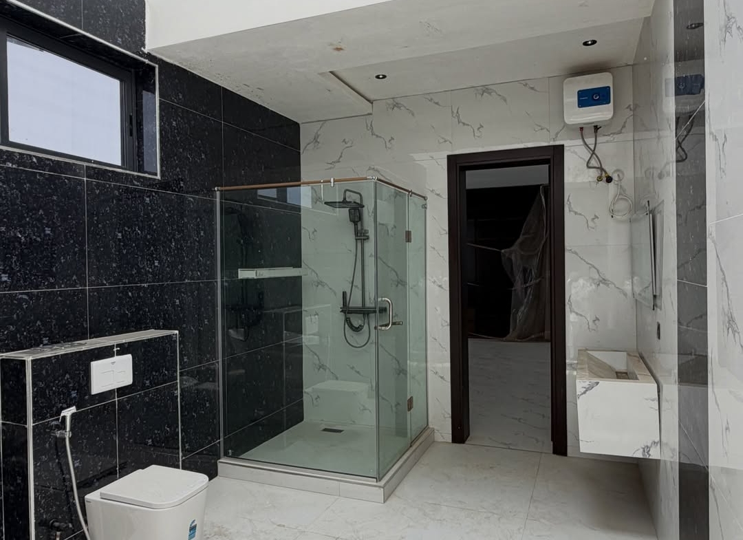 5 bedroom detached duplex for sale in Katampe Extension, Abuj