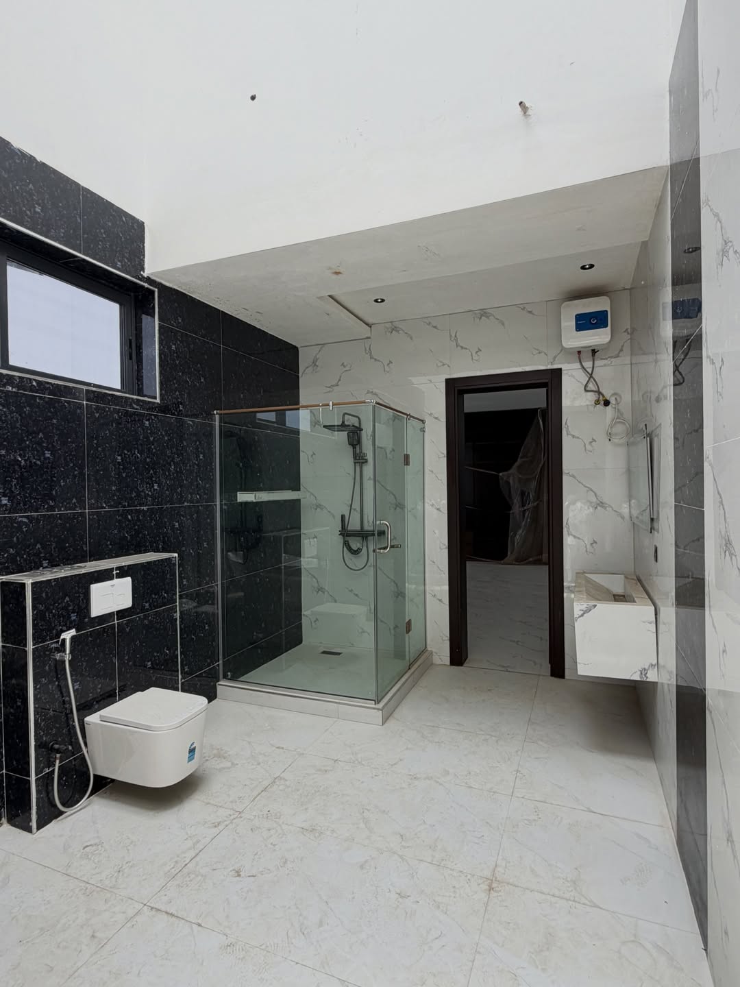 5 bedroom detached duplex for sale in Katampe Extension, Abuj