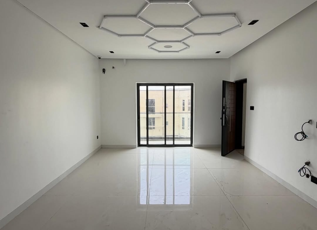 3 bedroom apartment for sale in Jahi, Abuja