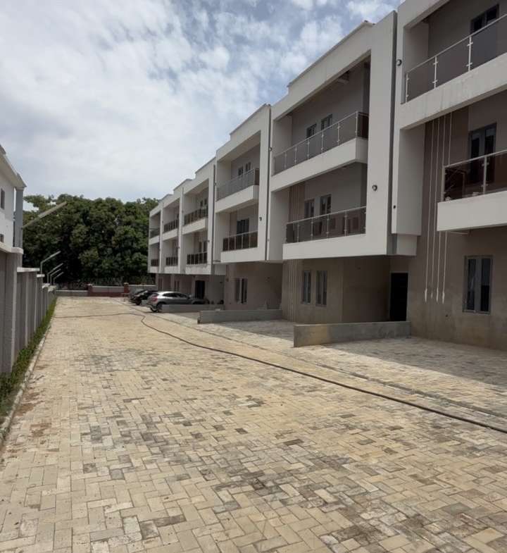 4 bedroom terrace townhouse for sale in Lifecamp, Abuja