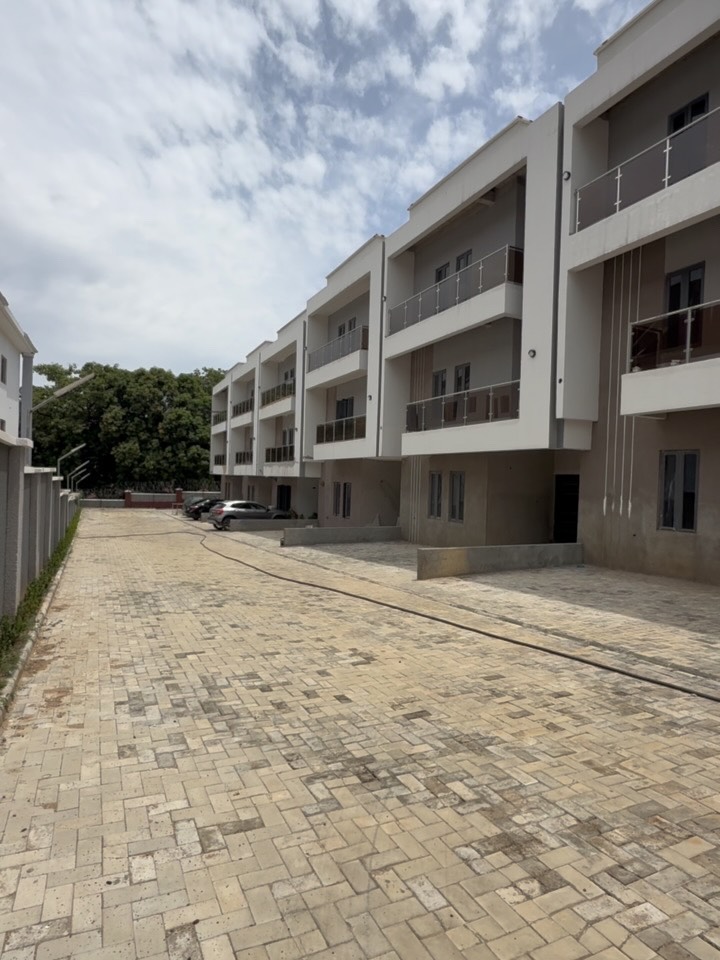 4 bedroom terrace townhouse for sale in Lifecamp, Abuja