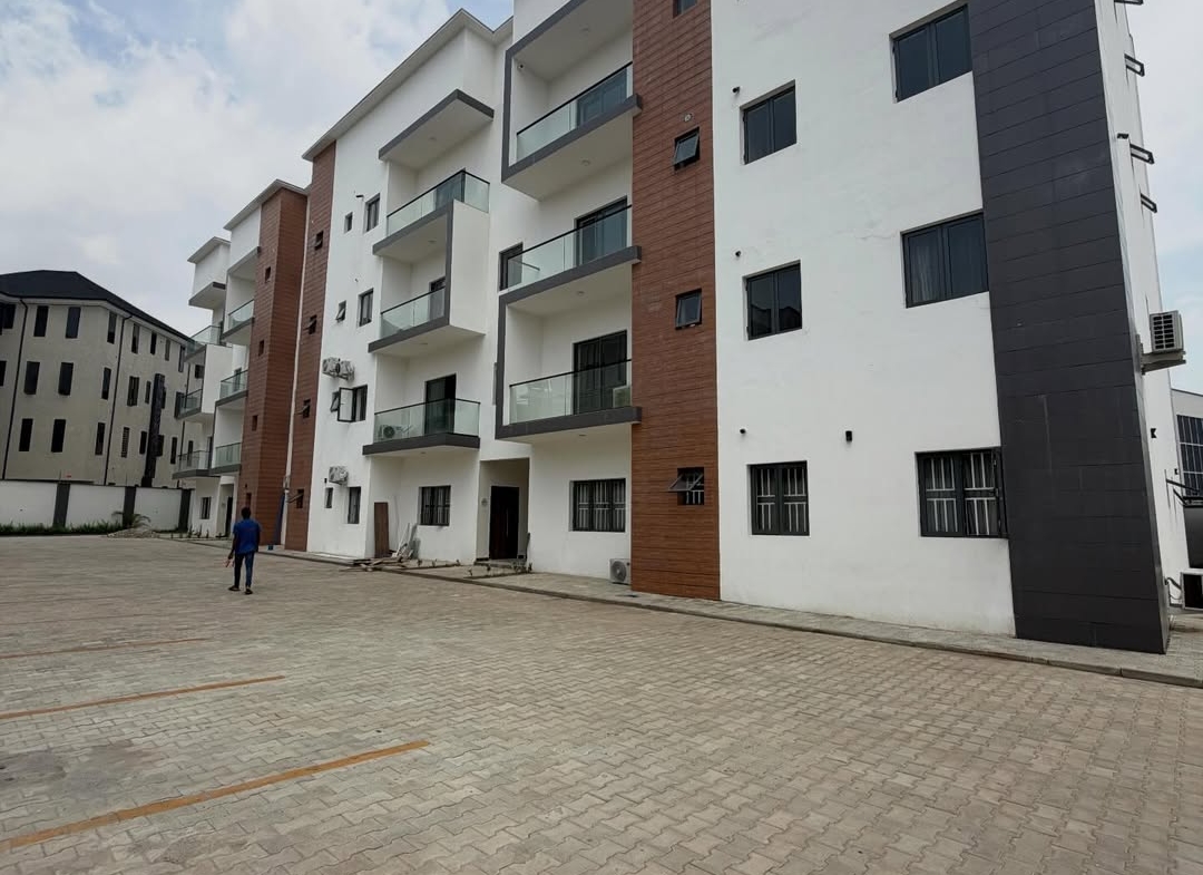 3 bedroom apartment for sale in Jahi, Abuja