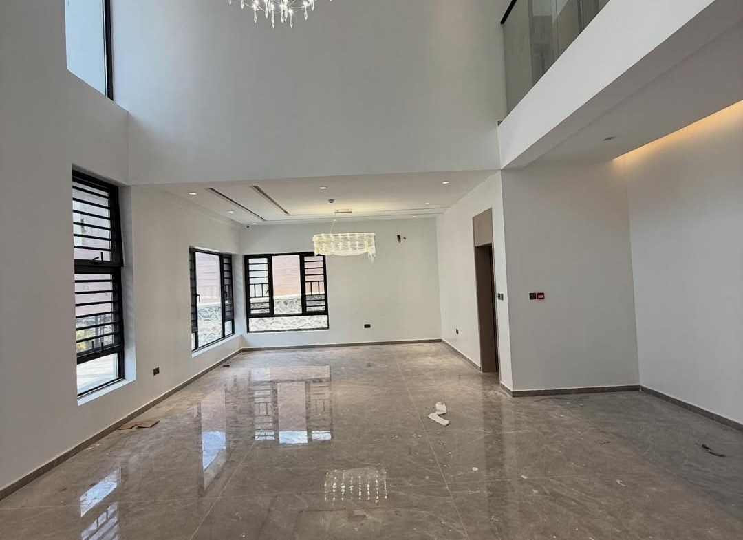6 bedroom detached duplex for sale in Katampe Extension, Abuja