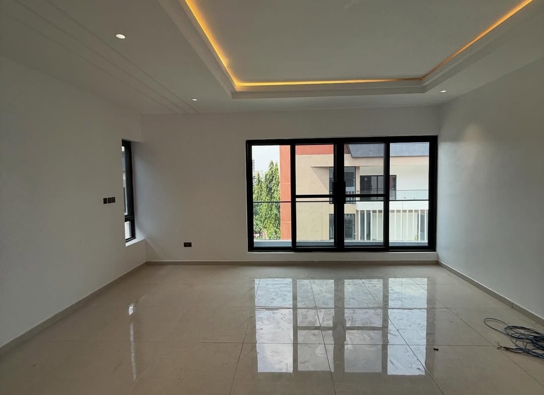 6 bedroom detached duplex for sale in Katampe Extension, Abuja