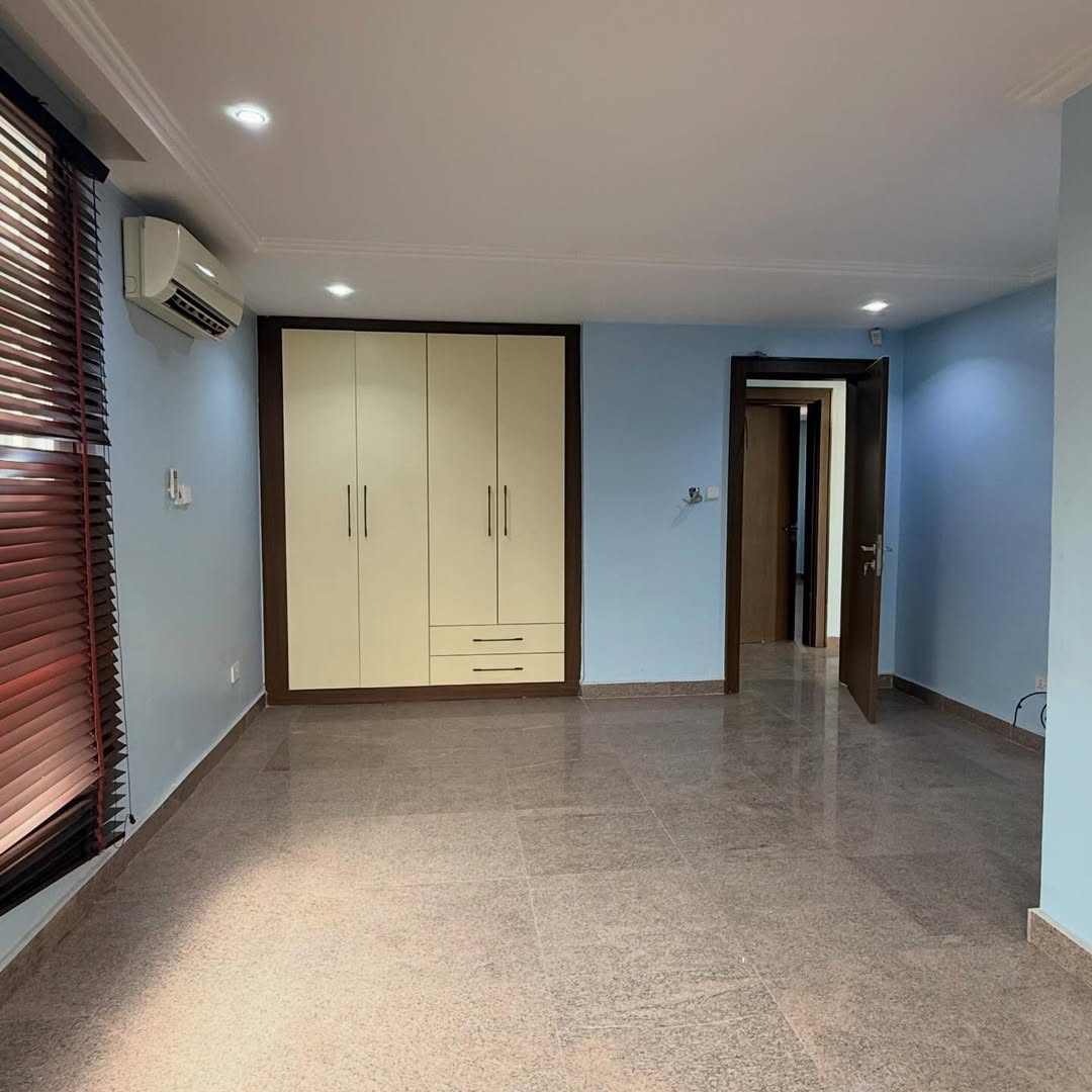 3 bedroom apartment for sale in Brains and Hammers Estate, Garki, Abuja