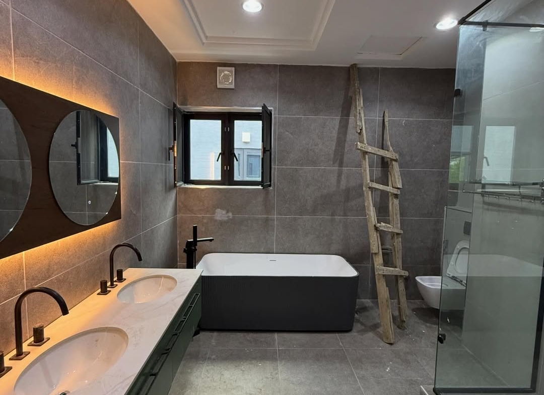 6 bedroom detached duplex for sale in Katampe Extension, Abuja