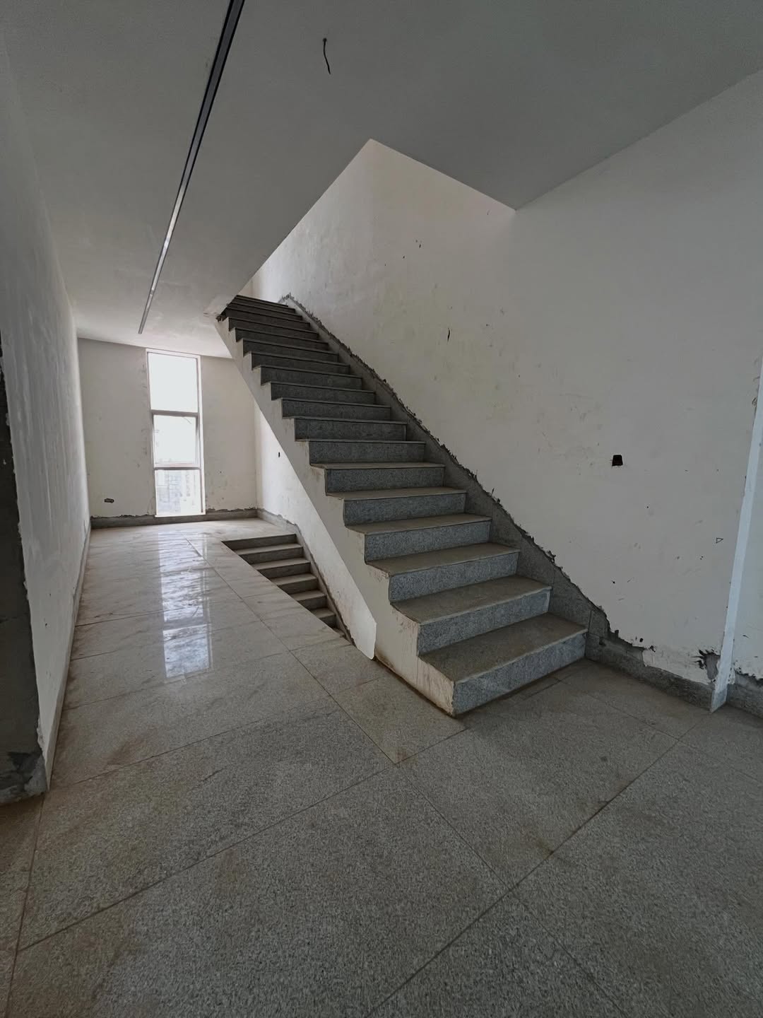 4 bedroom semi-detached duplex for sale in Guzape, Abuja