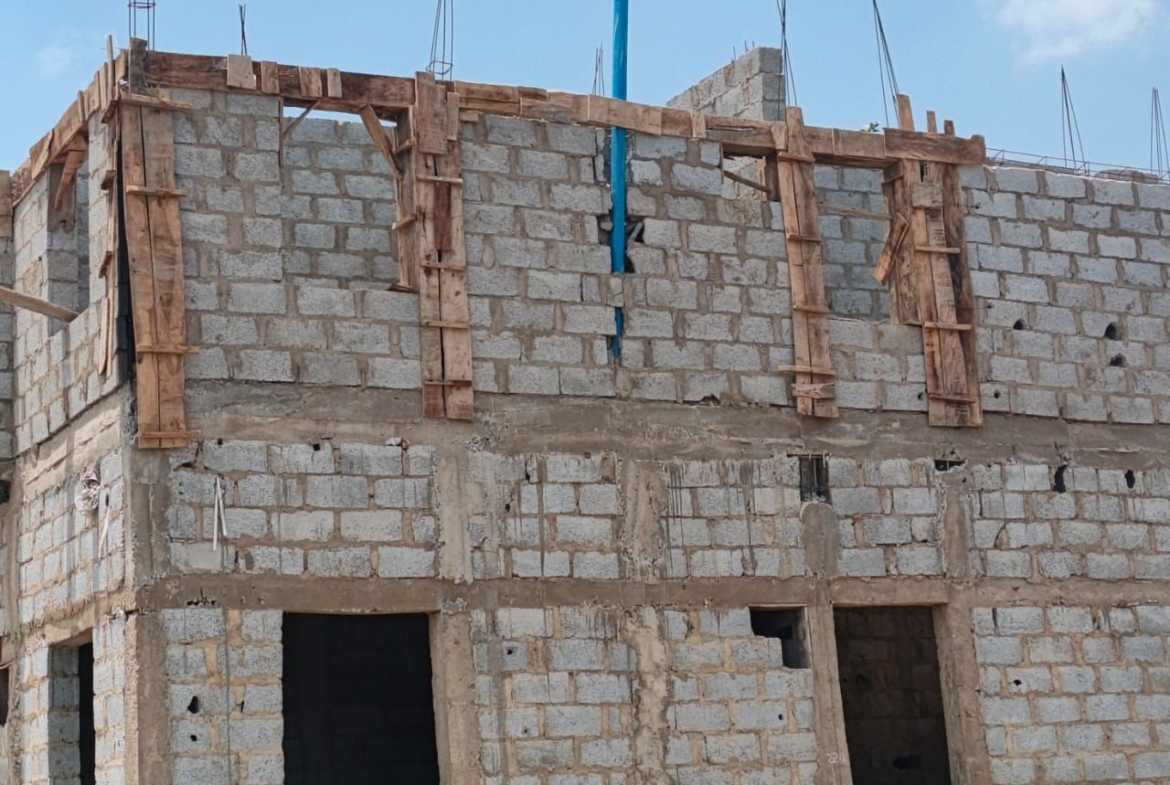 4 bedroom duplex for sale in Sabon Lugbe Extension, Abuja