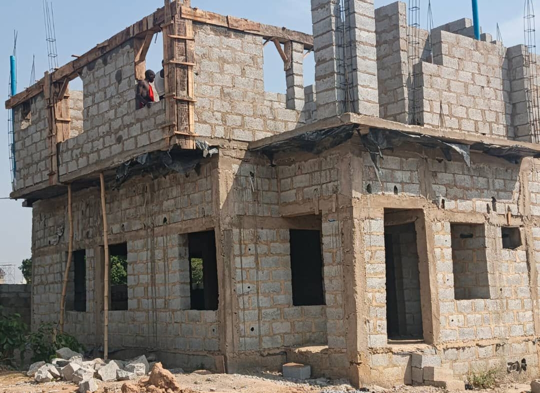 4 bedroom duplex for sale in Sabon Lugbe Extension, Abuja