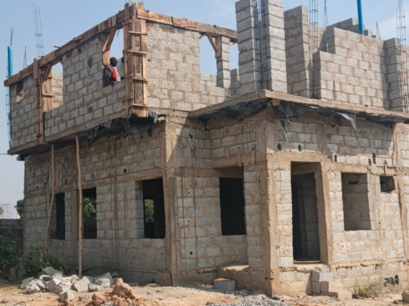 4 bedroom duplex for sale in Sabon Lugbe Extension, Abuja