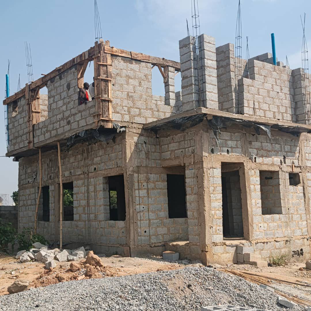 4 bedroom duplex for sale in Sabon Lugbe Extension, Abuja
