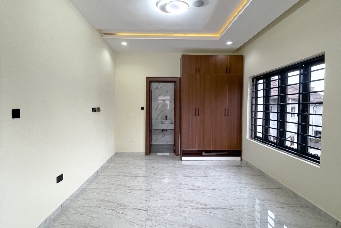 4 bedroom detached duplex with BQ for sale in FO1 Kubwa, Abuja