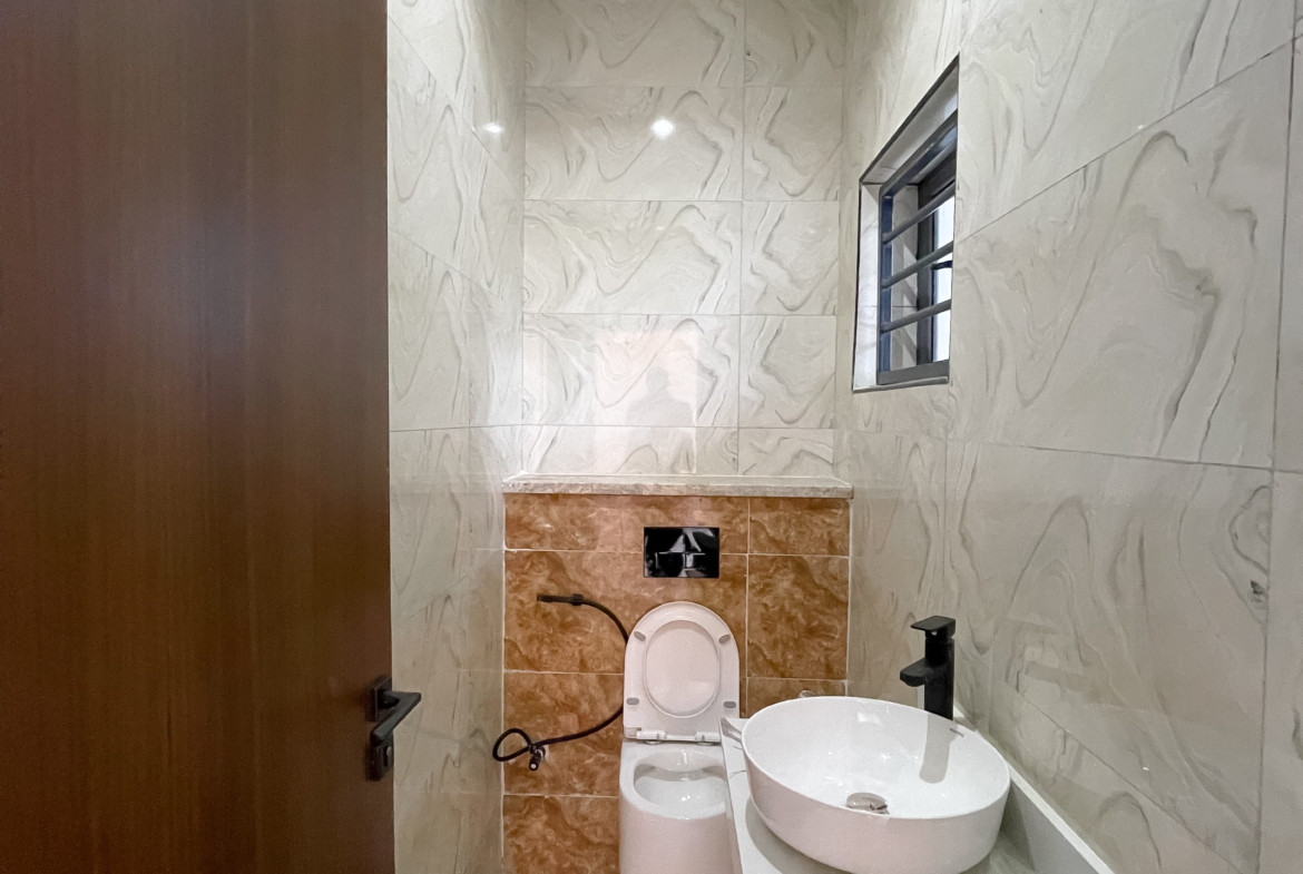 4 bedroom detached duplex with BQ for sale in FO1 Kubwa, Abuja