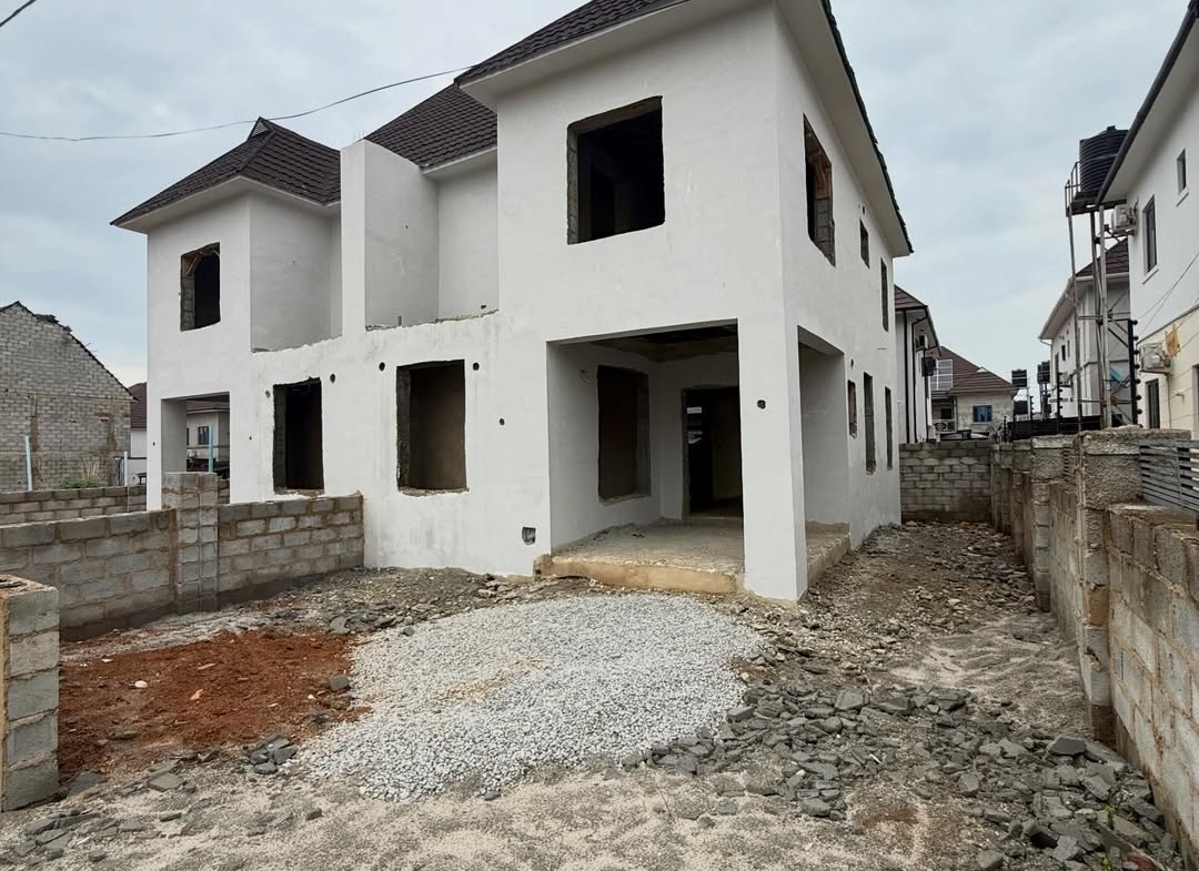 3 bedroom semi-detached duplex for sale in FO1 Kubwa, Abuja