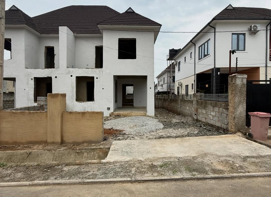 3 bedroom semi-detached duplex for sale in FO1 Kubwa, Abuja