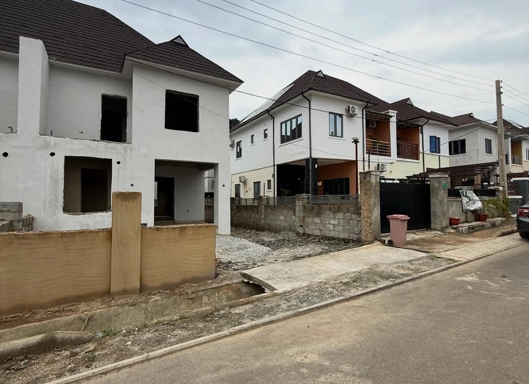 3 bedroom semi-detached duplex for sale in FO1 Kubwa, Abuja