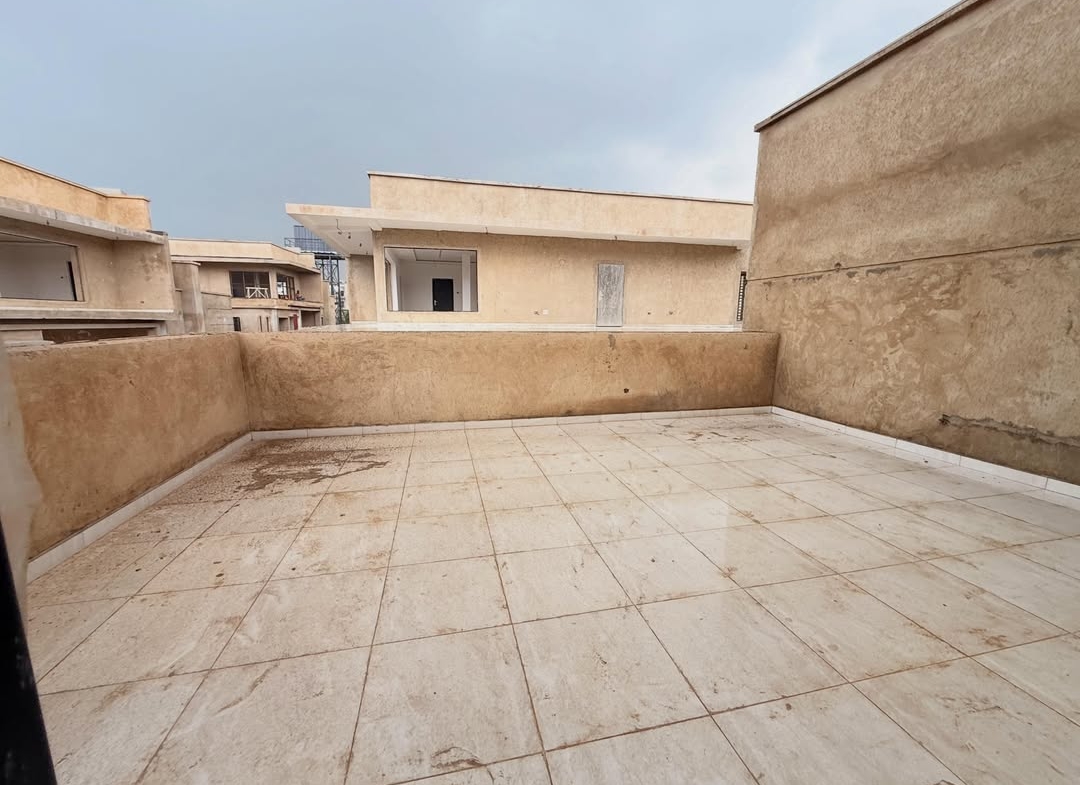 5 bedroom detached duplex with BQ for sale in Mabushi, Abuja