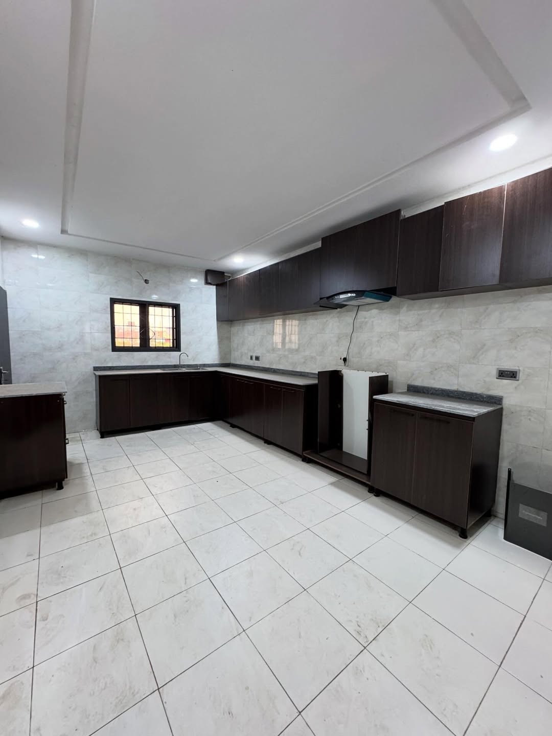 4 bedroom semi-detached duplex for rent in Apo Dutse, Abuja