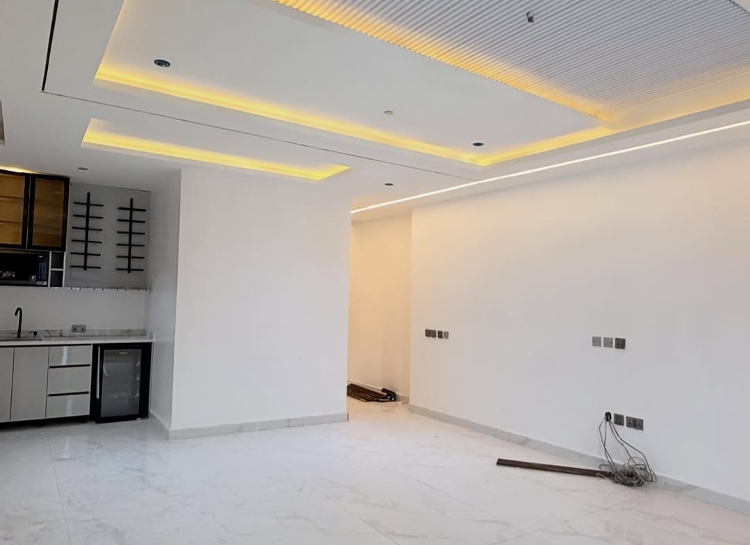 4 bedroom terrace townhouse with BQ for sale in Utako, Abuja