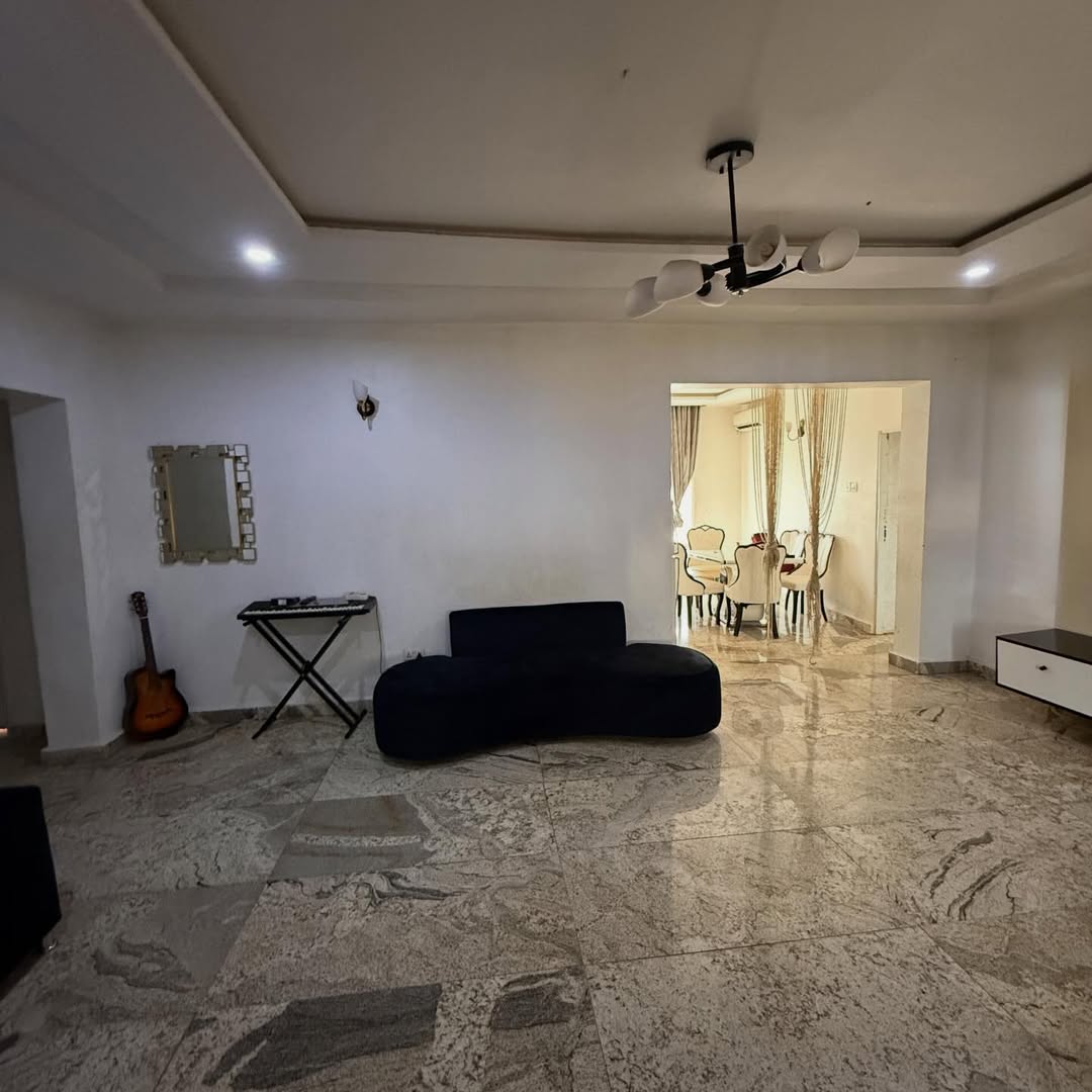 3 bedroom flat with BQ for sale in Galadimawa, Abuja
