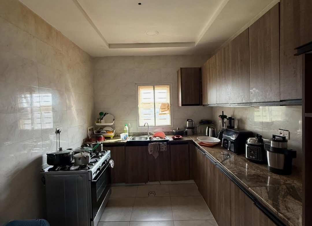 3 bedroom flat with BQ for sale in Galadimawa, Abuja