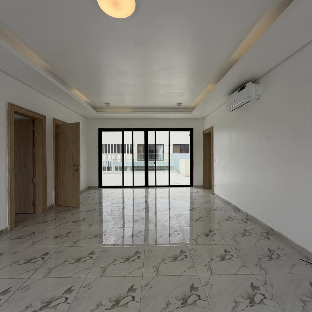 6 bedroom villa for rent in Apo Legislative Quarters, Abuja