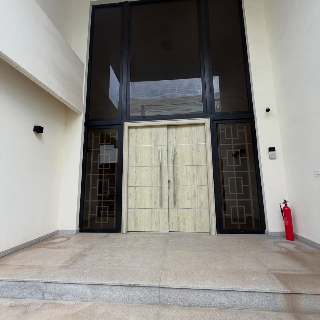 6 bedroom villa for rent in Apo Legislative Quarters, Abuja