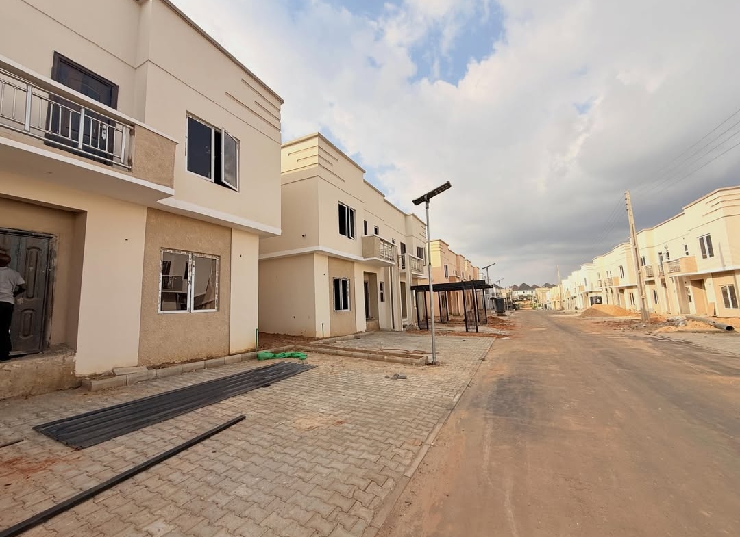 4 bedroom terrace duplex with BQ for sale in Kukwaba District, Abuja