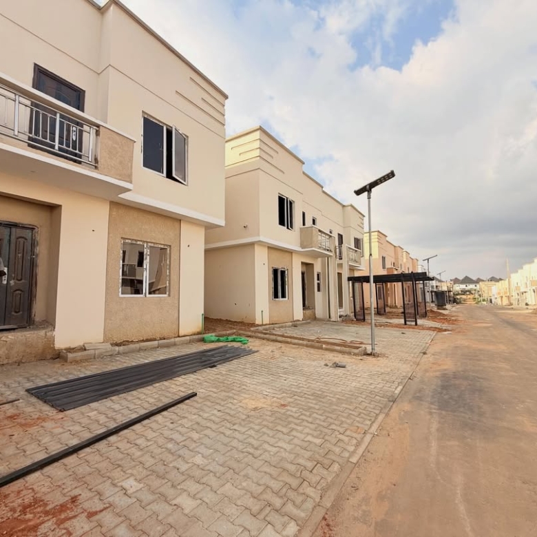 4 bedroom terrace duplex with BQ for sale in Kukwaba District, Abuja