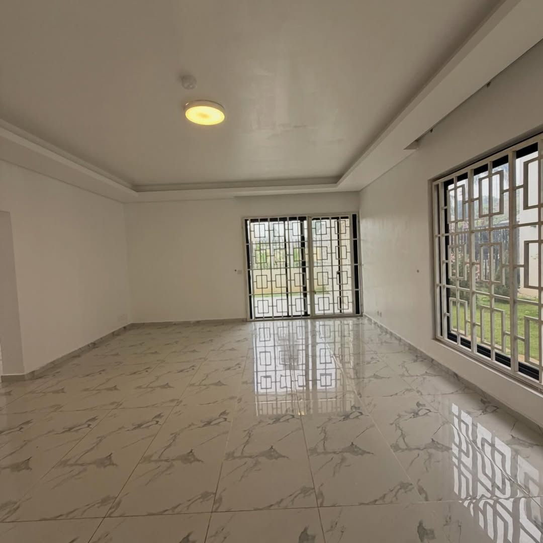 6 bedroom villa for rent in Apo Legislative Quarters, Abuja