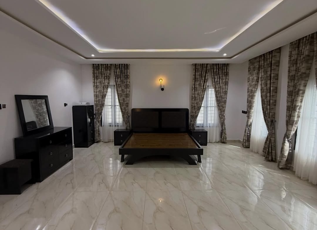 5 bedroom semi-detached duplex for sale in Asokoro, Abuja