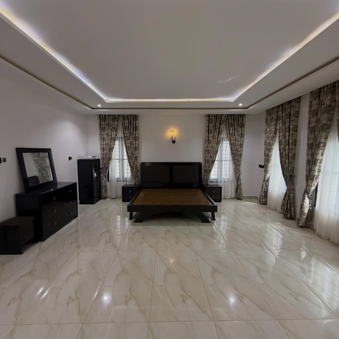 5 bedroom semi-detached duplex for sale in Asokoro, Abuja
