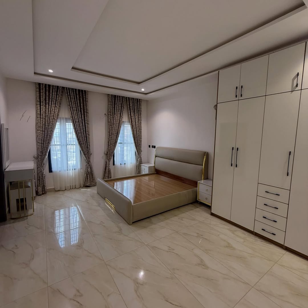 5 bedroom semi-detached duplex for sale in Asokoro, Abuja