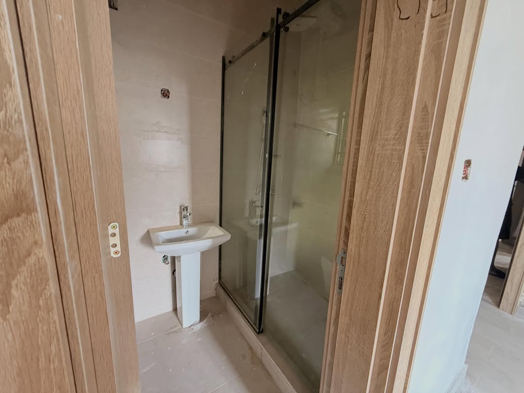 5 bedroom detached duplex with 2BQ for sale in Galadimawa, Abuja