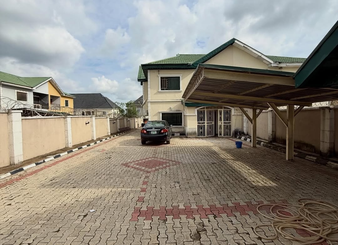 4 bedroom semi-detached duplex for sale in Gwarinpa, Abuja