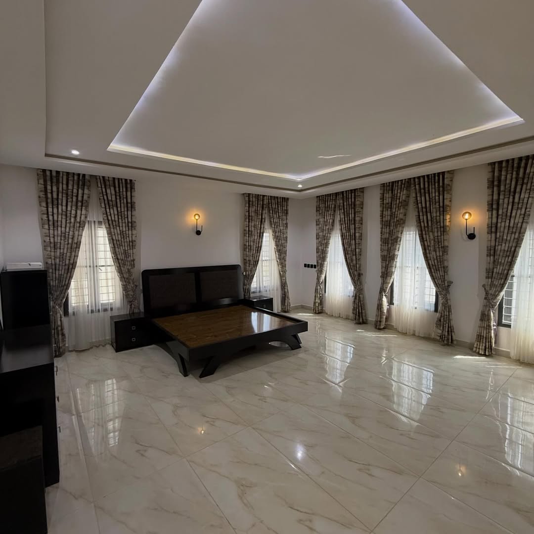 5 bedroom semi-detached duplex for sale in Asokoro, Abuja