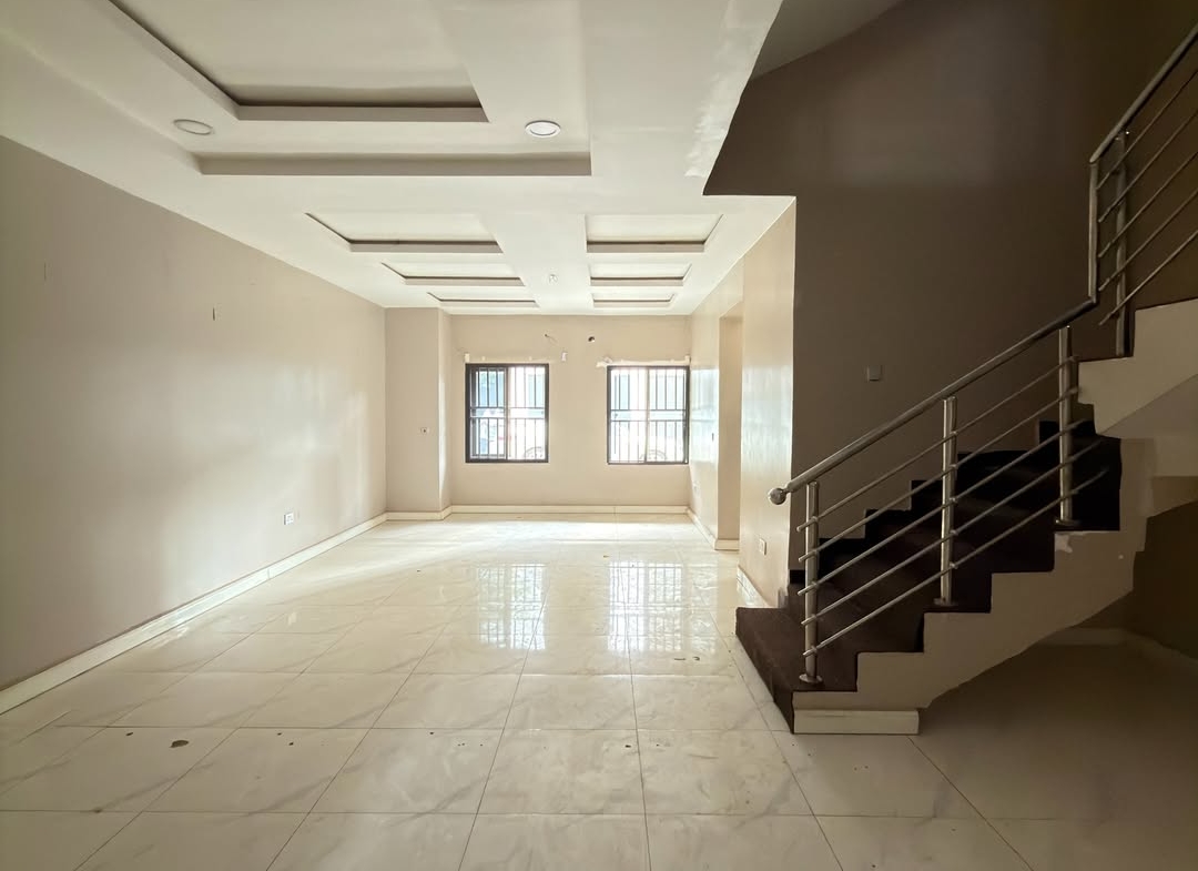 4 bedroom terrace duplex with BQ for sale in Wuse 2, Abuja