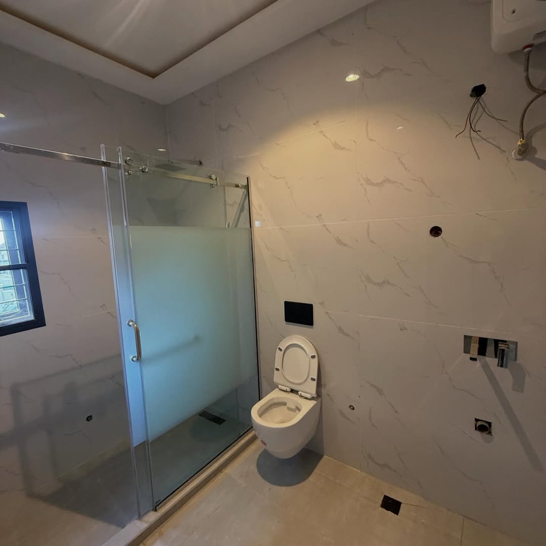 5 bedroom semi-detached duplex for sale in Asokoro, Abuja
