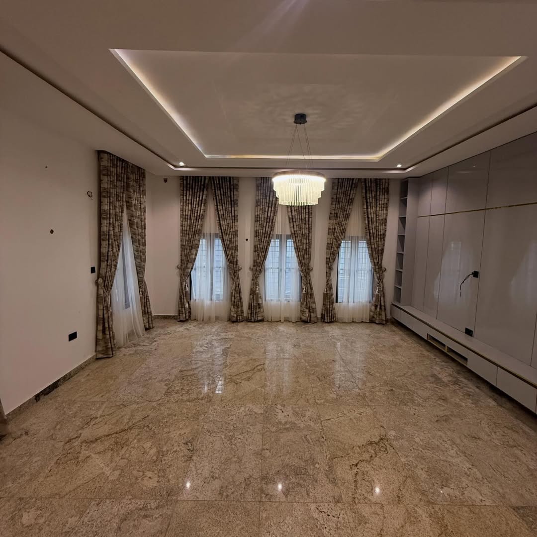 5 bedroom semi-detached duplex for sale in Asokoro, Abuja