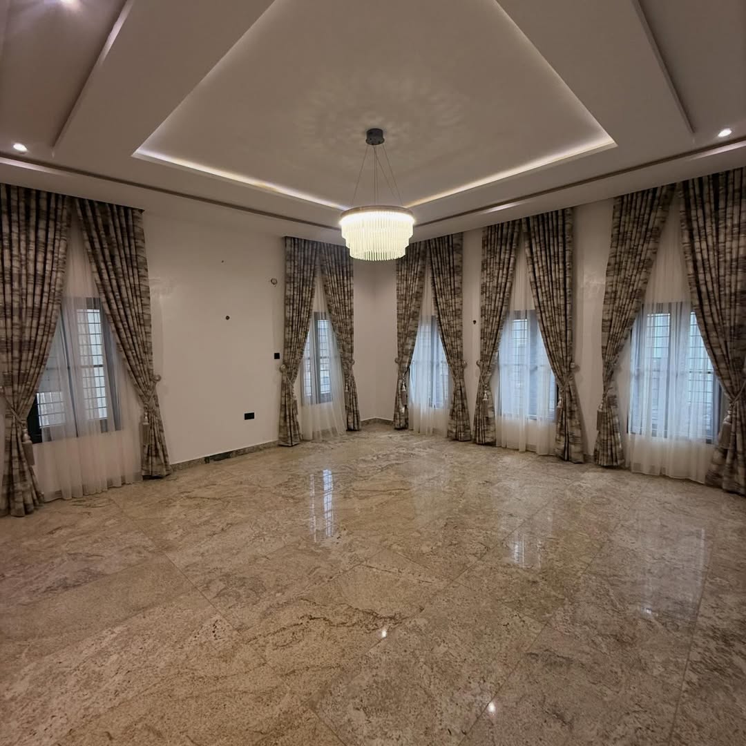 5 bedroom semi-detached duplex for sale in Asokoro, Abuja
