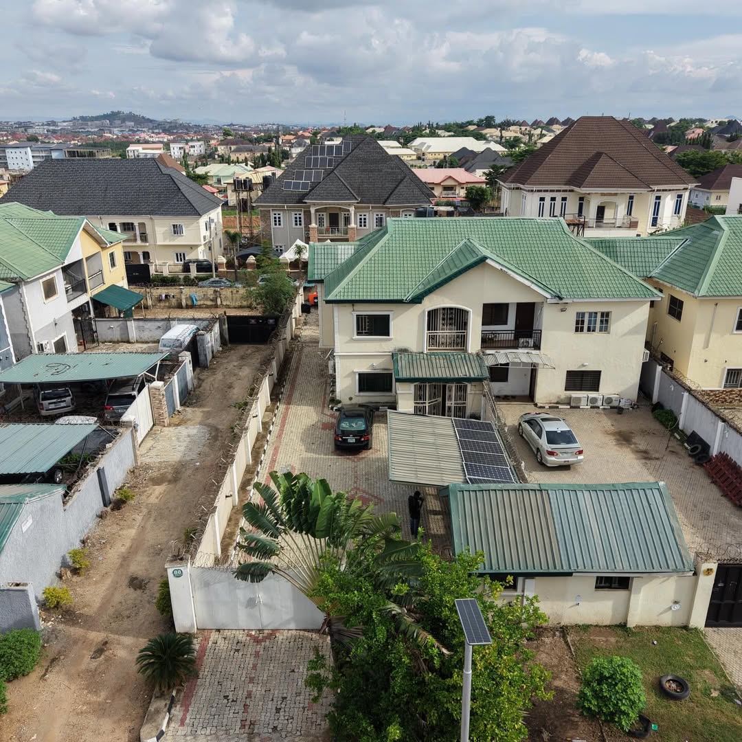 4 bedroom semi-detached duplex for sale in Gwarinpa, Abuja