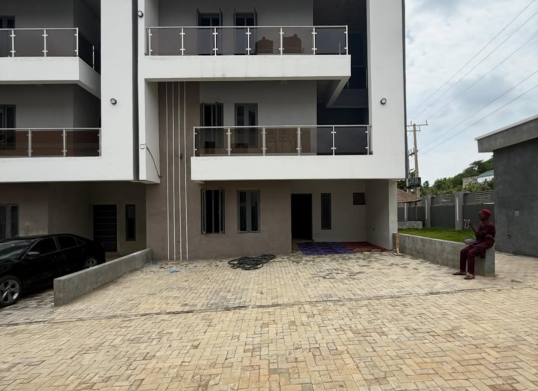 4 bedroom terrace duplex for sale in Lifecamp, Abuja