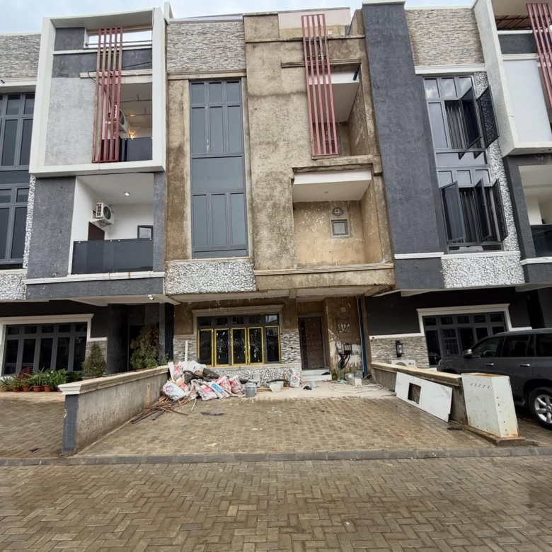 4 bedroom smart terrace duplex for sale in Wuye, Abuja