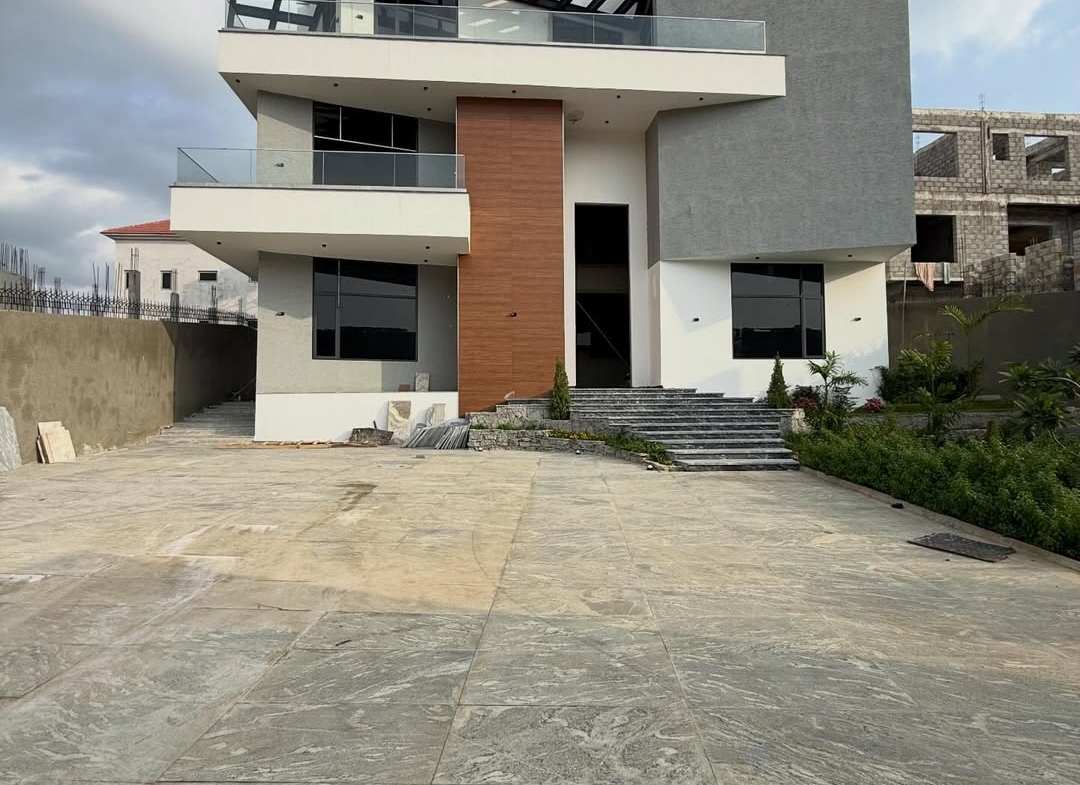 luxury 5 bedroom detached duplex for sale in Katampe Extension, Abuja
