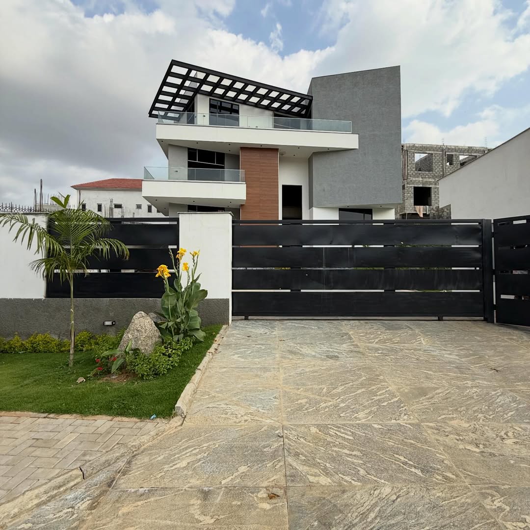 luxury 5 bedroom detached duplex for sale in Katampe Extension, Abuja