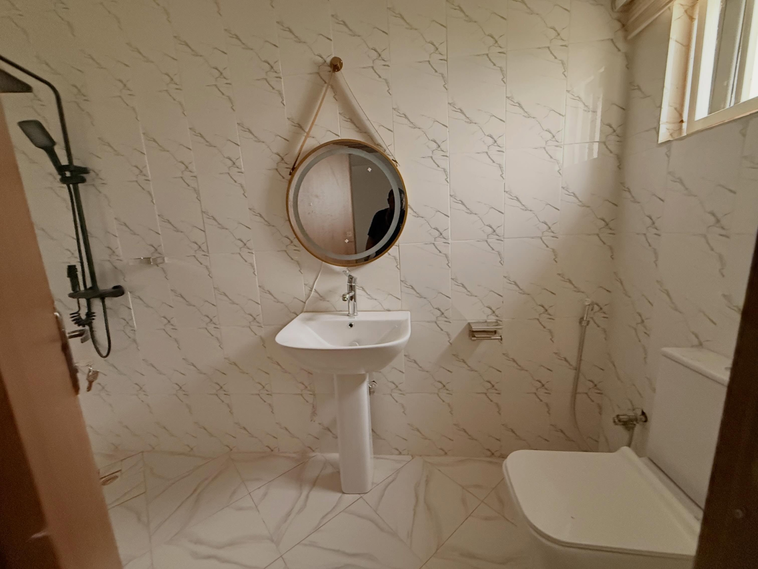 6 bedroom fully furnished detached duplex for sale in Galadimawa, Abuja