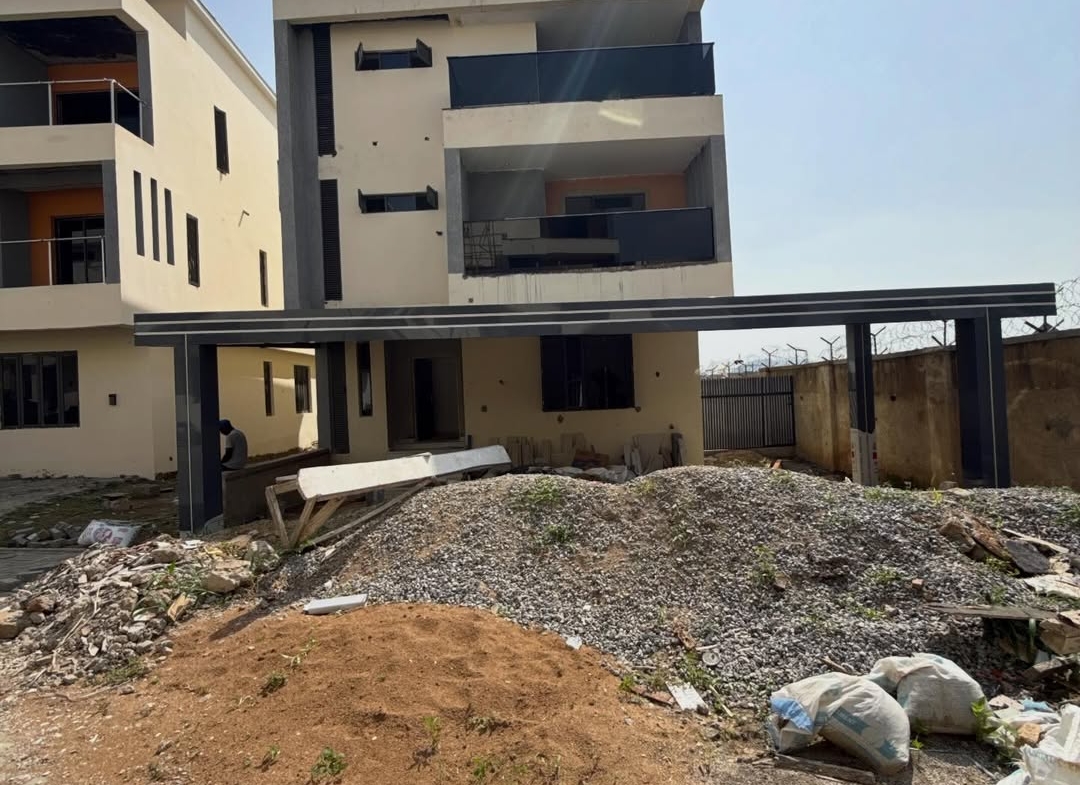 4 bedroom detached duplex with 2BQ for sale in Lifecamp, Abuja