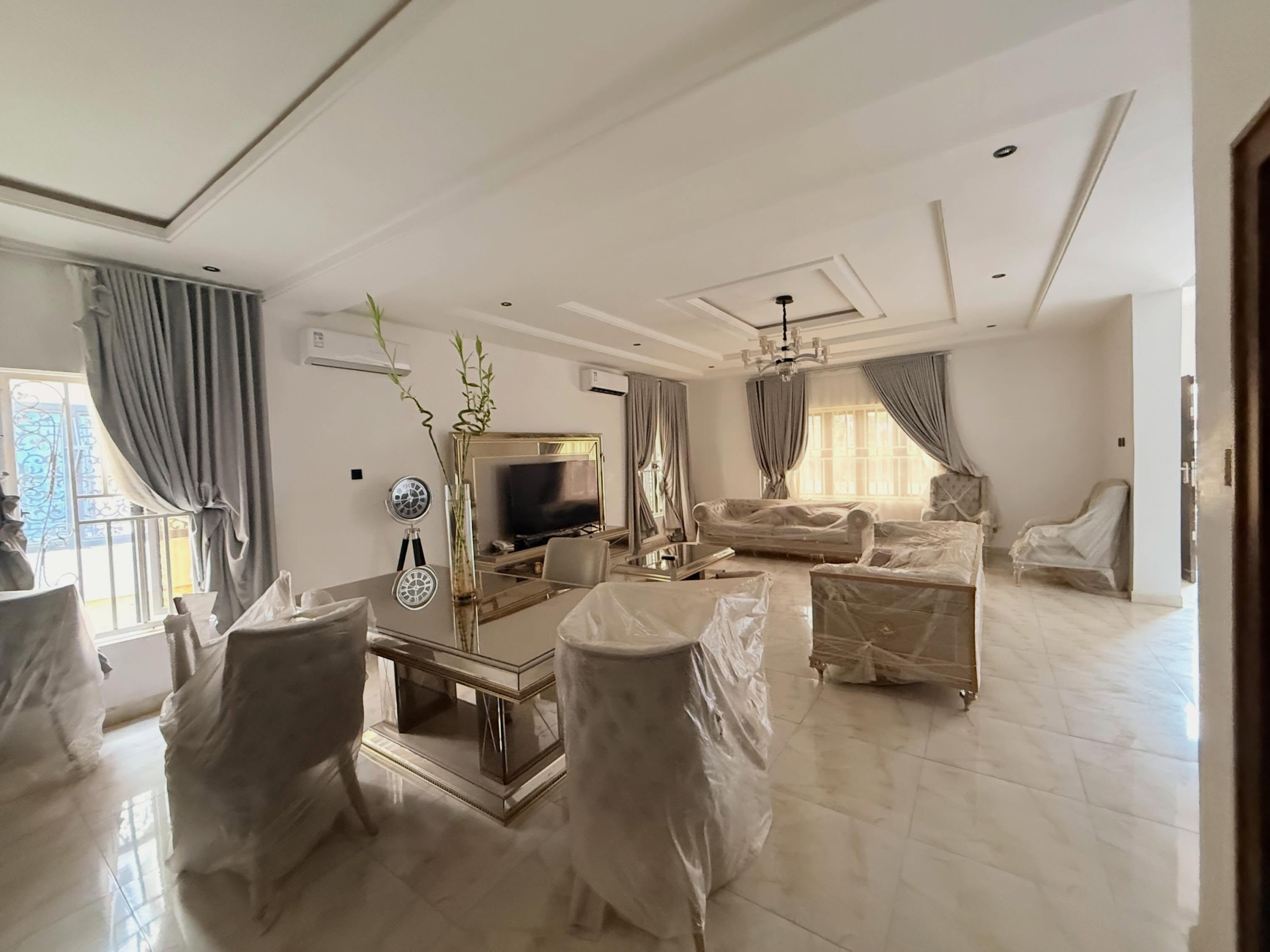 6 bedroom fully furnished detached duplex for sale in Galadimawa, Abuja